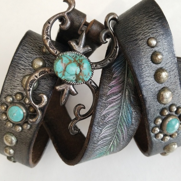 Painted Feather Leather Belt - Picture 5 of 8